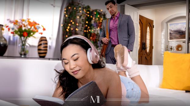 [moderndaysins] Kimmy Kimm (sitter Swallows Her Squirt 04.06.2025) Bubble Butt